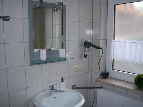 Ванна кімната в Gästehaus Katharina