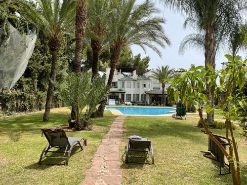 Spacious house with private pool next to Golf Club