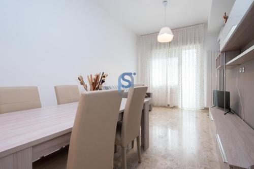 Μια τηλεόραση ή/και κέντρο ψυχαγωγίας στο B&B Panorama - Self Check in