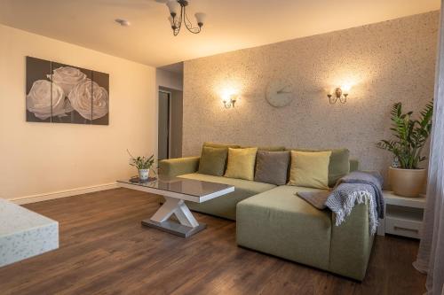 Galeriebild der Unterkunft Andrea Apartment in Liepāja