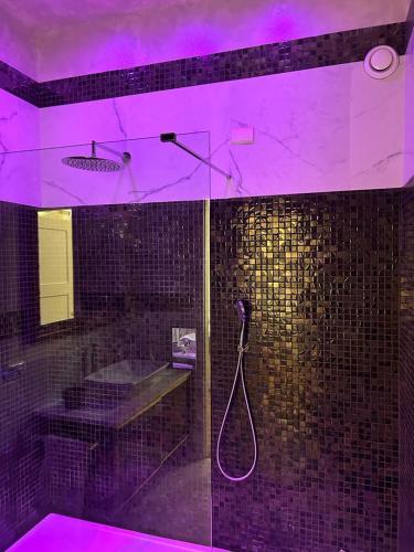 Salle de bains dans l'établissement Piazza Venezia Luxury Suite