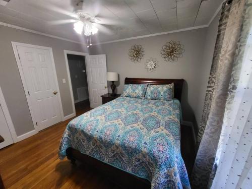 Легло или легла в стая в 1. Lakeview home in Beautiful Guntersville