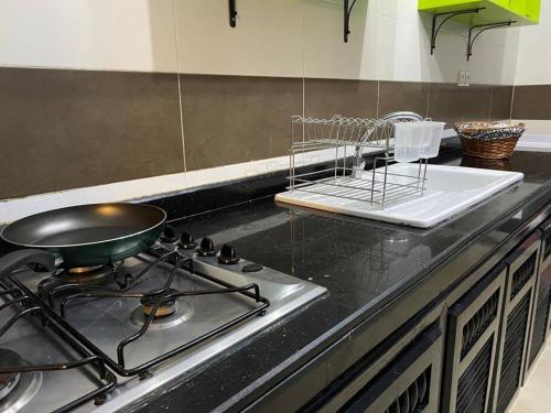 Stylish APT Self check-in 100M wifi – Near beach