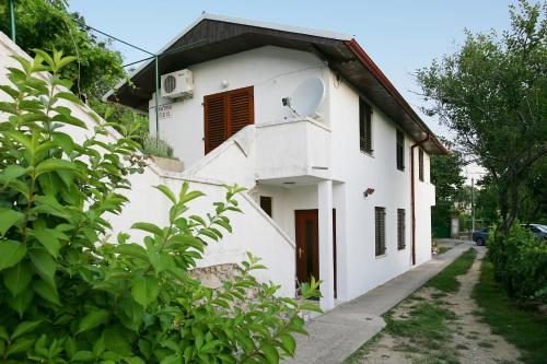 Afbeelding uit fotogalerij van Apartments Juranic I in Baška