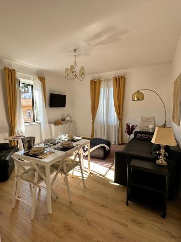 Gemelli-San Pietro-Trastevere-casa con posto auto photo 46