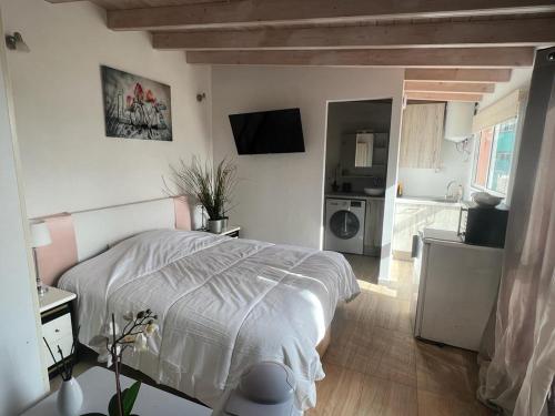 Estudio apartamento Surf & Playa Medano Tenerife con vistas al mar