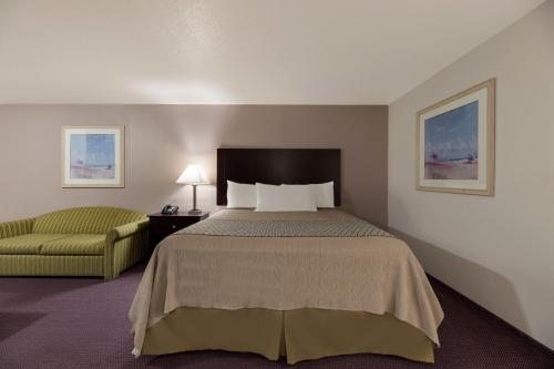 Postel nebo postele na pokoji v ubytování Americas Best Value Inn Alpine