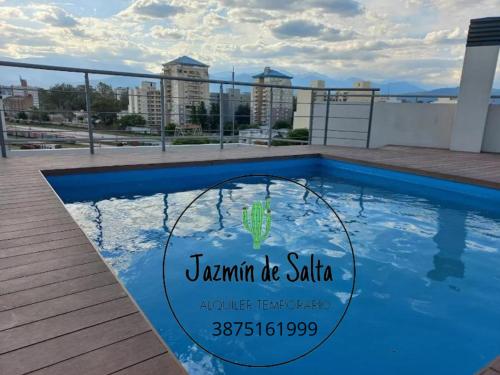 Piscina a Jazmin de Salta o a prop