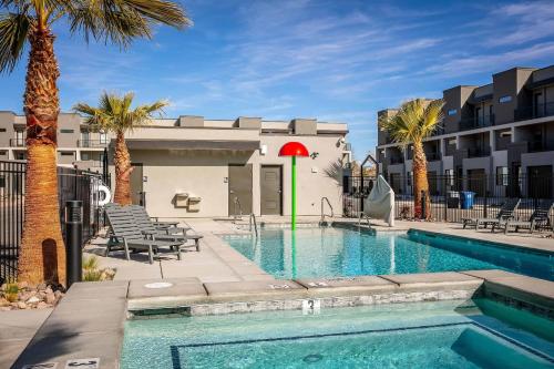 Hồ bơi trong/gần Family Fun #13 townhouse