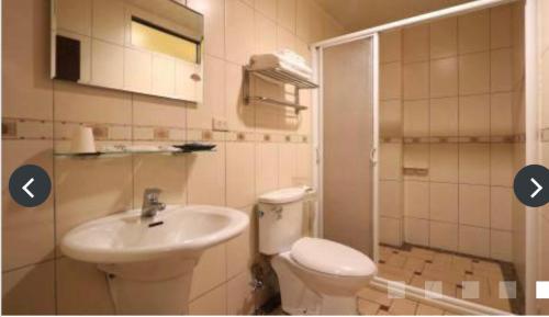 Ένα μπάνιο στο 墾丁幸福路上民宿