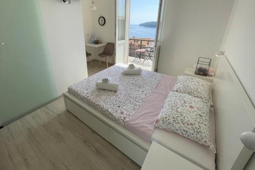 Perfect Balcony Apartment - Brizo Apartments