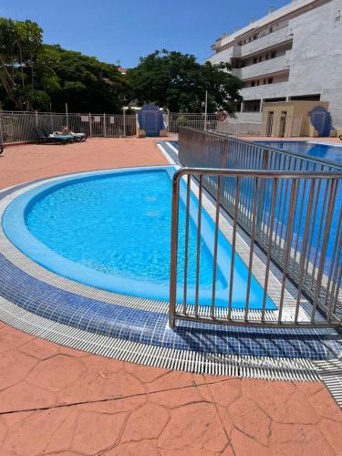 Bazén v ubytování Costa adeje Playa fanabe oasis dakota nebo v jeho okolí