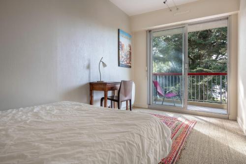 Posteľ alebo postele v izbe v ubytovaní Charmant appartement à 200 m de la mer!