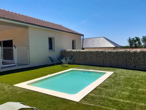 Villa de 2 chambres avec piscine privee jardin amenage et wifi a Martel