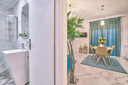 A bathroom at Dimitra Mare