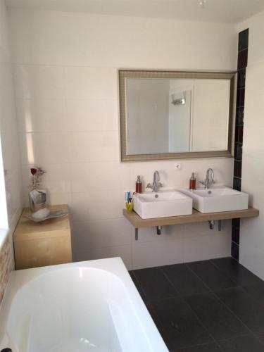 Holiday Home Helena – Photos 3