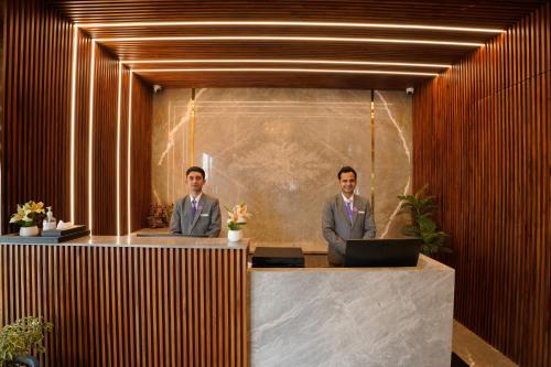 Membres du personnel de l'établissement Regenta Place Chandigarh Mohali
