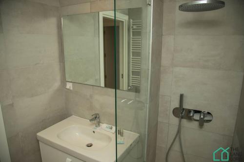 Ένα μπάνιο στο A22 Cozy and central at La Marsa