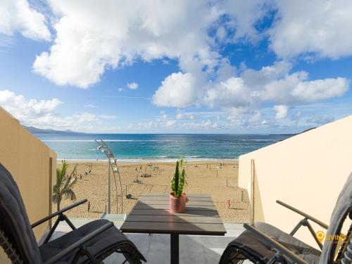 Living Las Canteras Homes - SEA BREEZE BEACHFRONT