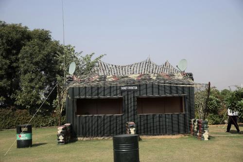Un jardín fuera de Delta 105 - A Military Themed Adventure Park