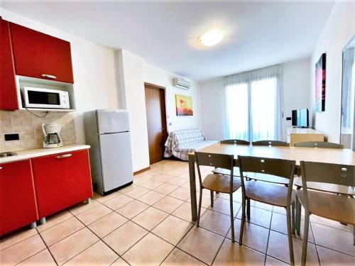 Nice apartment in Caorle with shared pool – Photos 3
