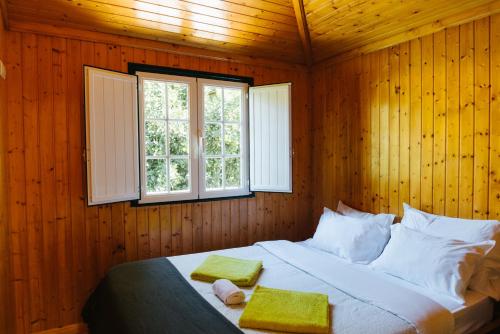 Postelja oz. postelje v sobi nastanitve Quinta do Rio Gerês