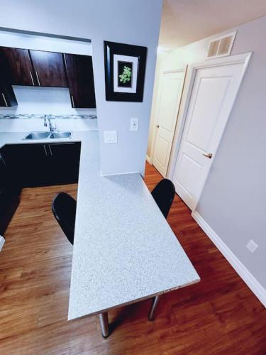 Lovely and Spacious unit – عکس‌ها 5