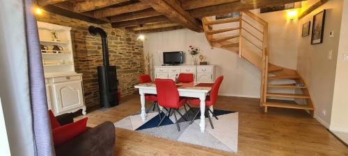 Televisor o centre d'entreteniment de Gîte de l'Aff