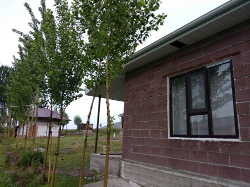 Taman di luar Гостевой дом Темирлан