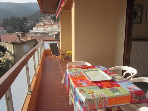 Appartement F3 avec Terrasse, Garage et Wifi - 4 Couchages - Proche Cures et Centre Ville - FR-1-703-113