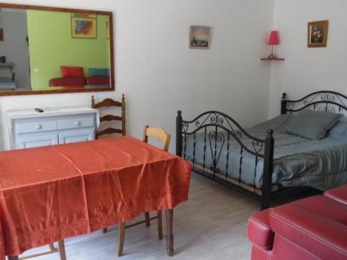 Studio cosy avec balcon et parking, à 50m des Thermes d'Amélie-les-Bains - FR-1-703-136