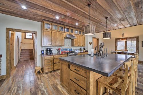 Gallery image of Lakefront Cedar Vale Lodge with Private Boat Dock! in Cedar Vale
