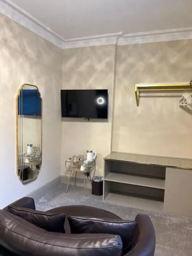 Ashbourne House photo 5