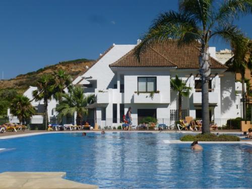 Duquesa Village 2115