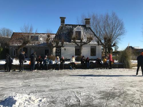 It Kapteinshûske im Winter