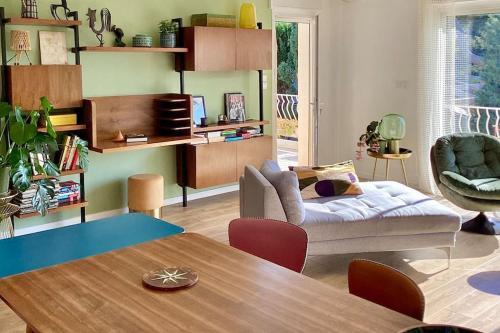 Zdjęcie z galerii obiektu Appartement de charme vue mer w Cassis