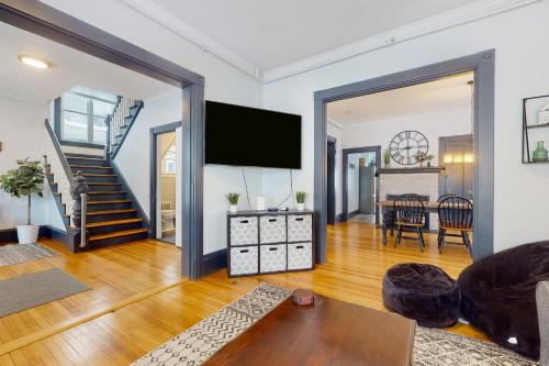 The Victorian Lakehouse – Photos 3