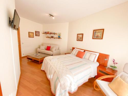 Katil atau katil-katil dalam bilik di Ofir Beach Flat