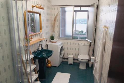 A bathroom at Primero Seixo antiguo