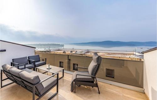 Nice Apartment In Medulin With Wifi