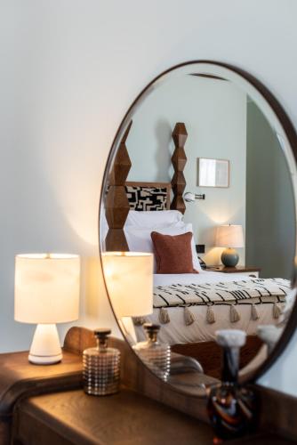 Cama o camas de una habitación en Soho House Tel Aviv