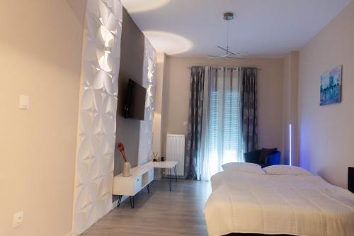 SKG Premium Suite