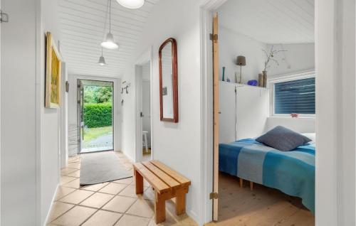 Postel nebo postele na pokoji v ubytování Beautiful Home In Gilleleje With Sauna