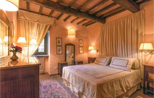 DicomanoにあるLa Terrazza Dei Fratiのベッドルーム1室(ベッド1台付)