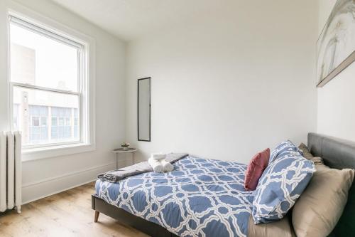 Warm & Cozy 2 Bedroom Apartment w Netflix