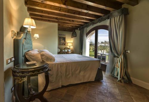 Un pat sau paturi într-o cameră la Hotel Villa Barbarich Venice Mestre