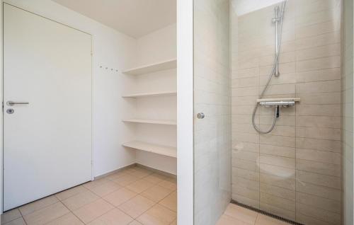 Ένα μπάνιο στο Holiday Home Strandklit Iii