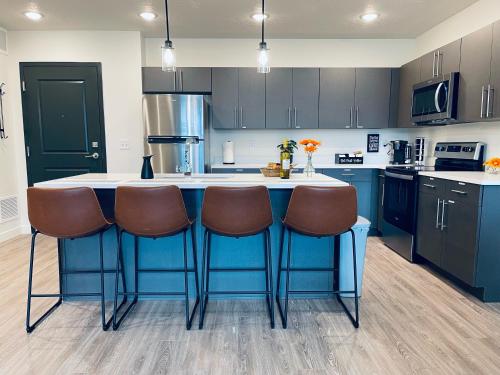 Mynd úr myndasafni af Canyon Vista Boho Flat í Draper