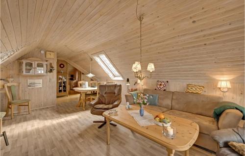 Χώρος καθιστικού στο Beautiful Home In Ringkøbing