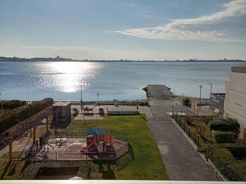 Studio cosy 2 couchages à 50m de la plage avec vue sur l'étang - FR-1-680-2